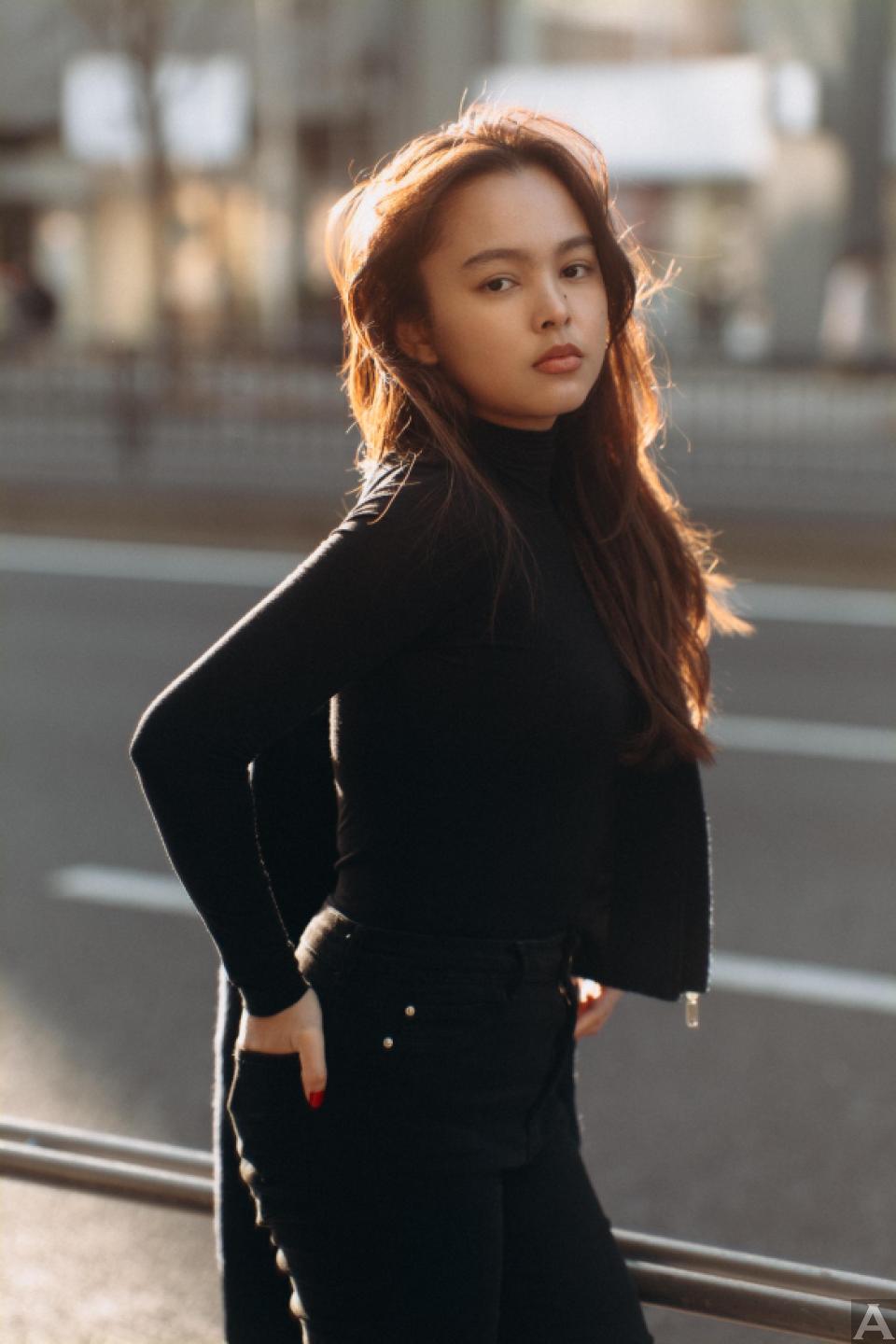 東京外国人モデル事務所アクアモデル所属のアジア人モデルのケイ